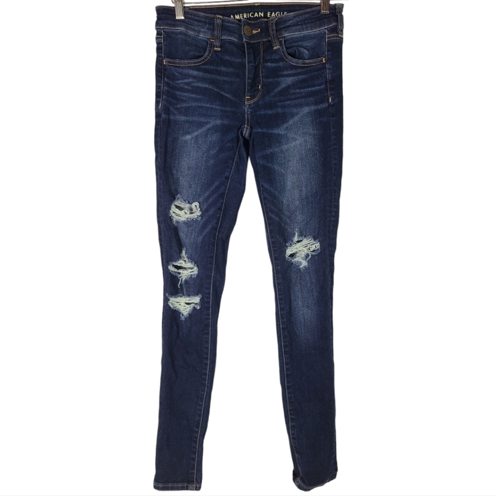 American Eagle distressed skinny jeggings - Size 6 Long